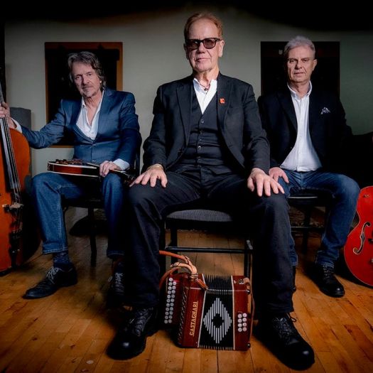 alt="John Jones Trio koncert i Løjt Forsamlingshus - den 27. februar 2026"