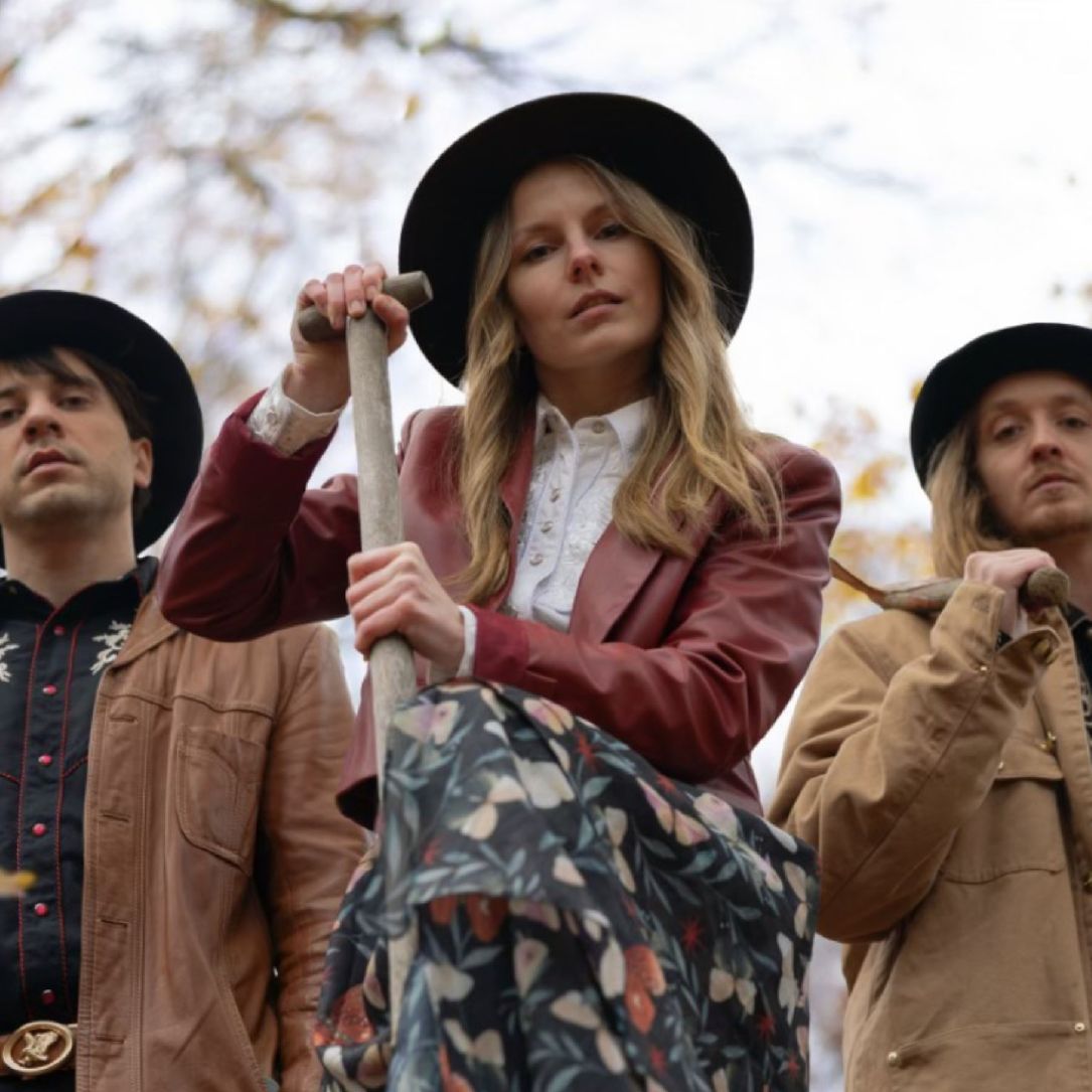 alt="Whats In The Bag koncert på Damms Gård den 22. maj 2026"