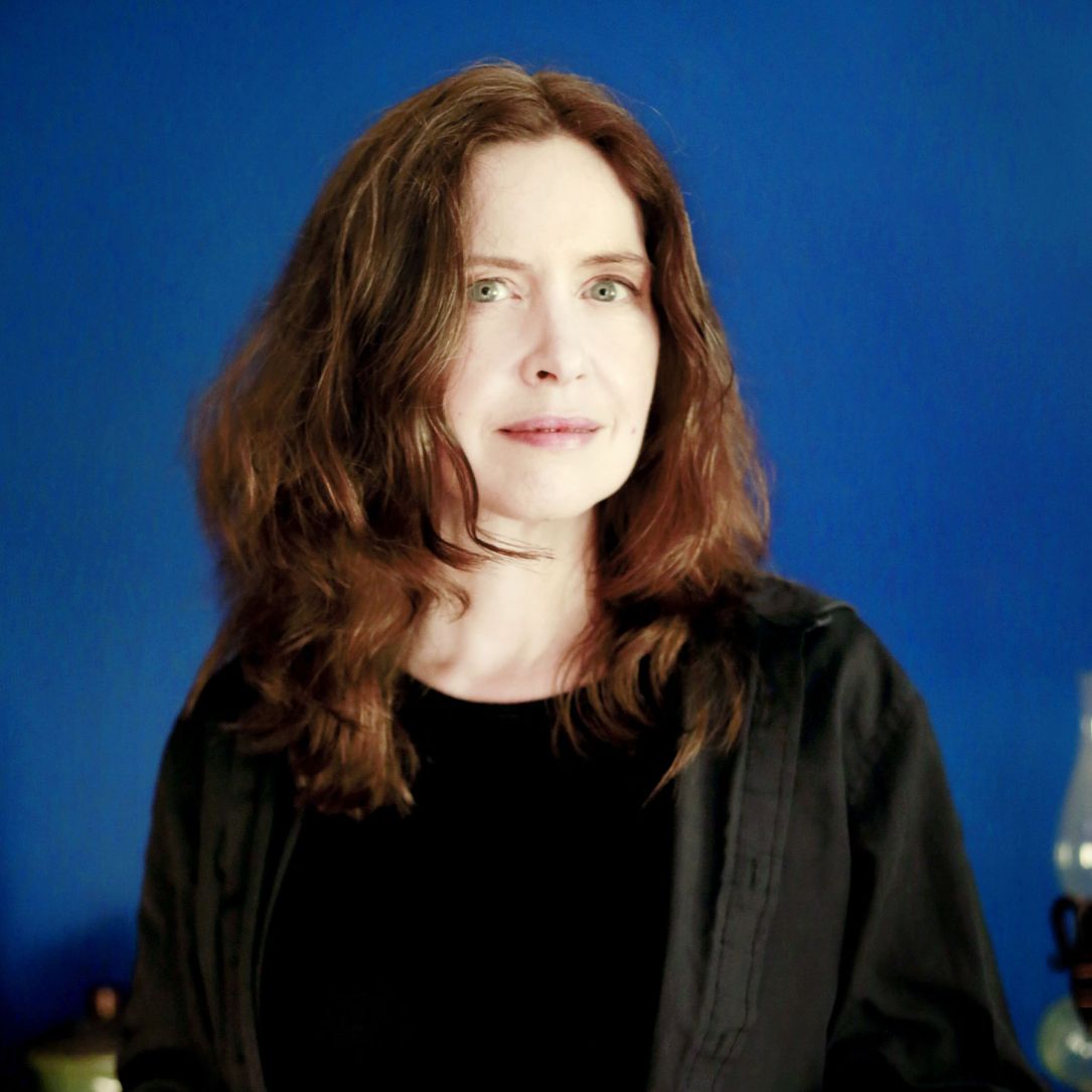 alt="Sarah McQuaid koncert på Damms Gård den 12. marts 2026"